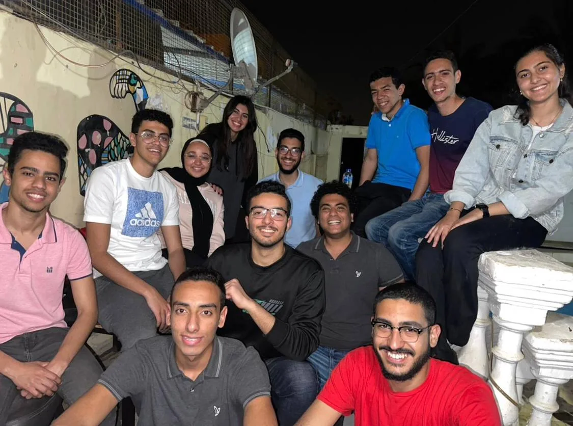 RobEn members gathered for team engineering activities